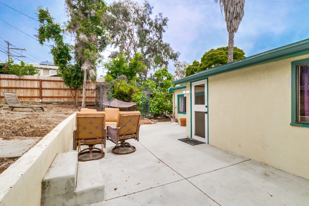 Virtual tour photo 33 of 41 for 826 Glendale Ave