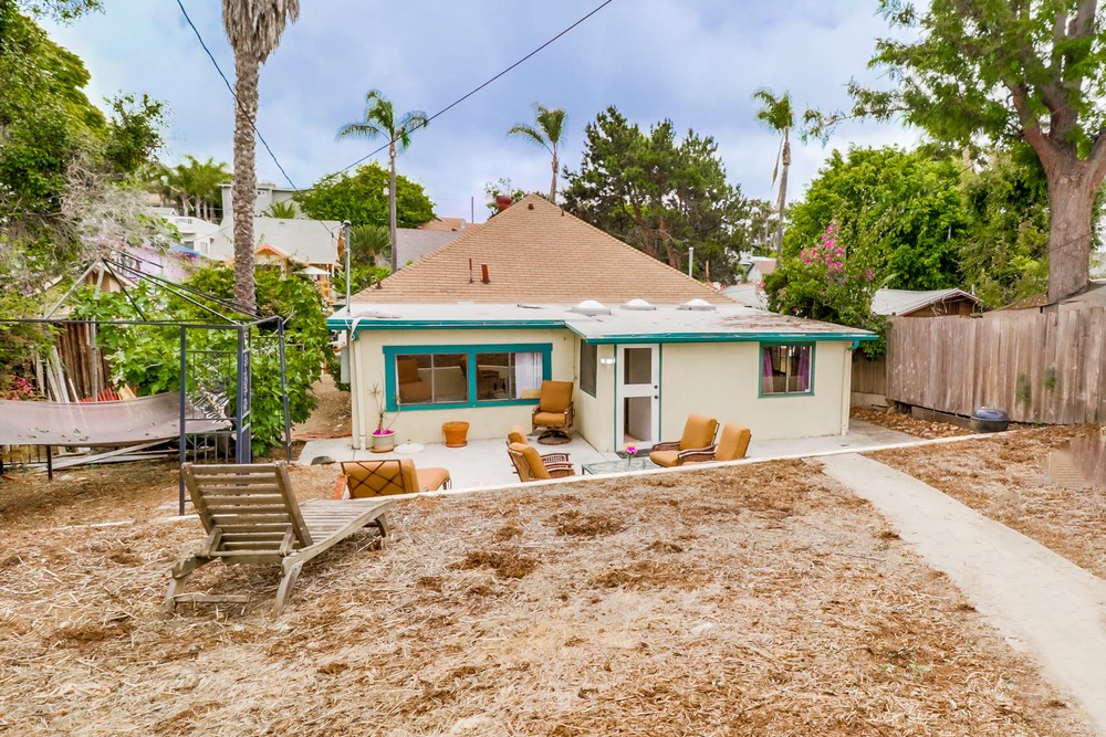 Virtual tour photo 38 of 41 for 826 Glendale Ave