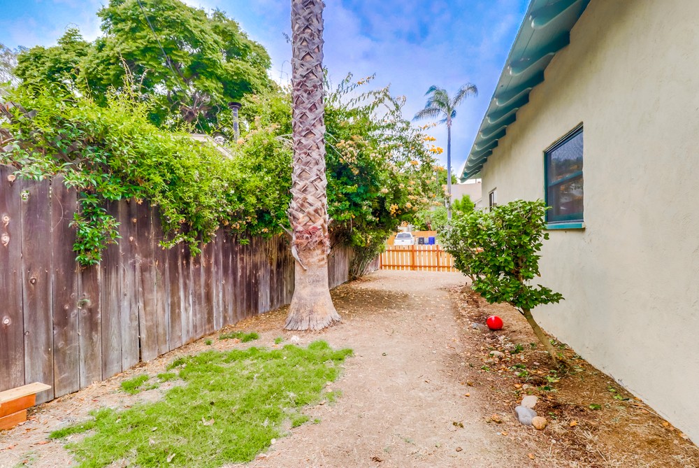 Virtual tour photo 41 of 41 for 826 Glendale Ave