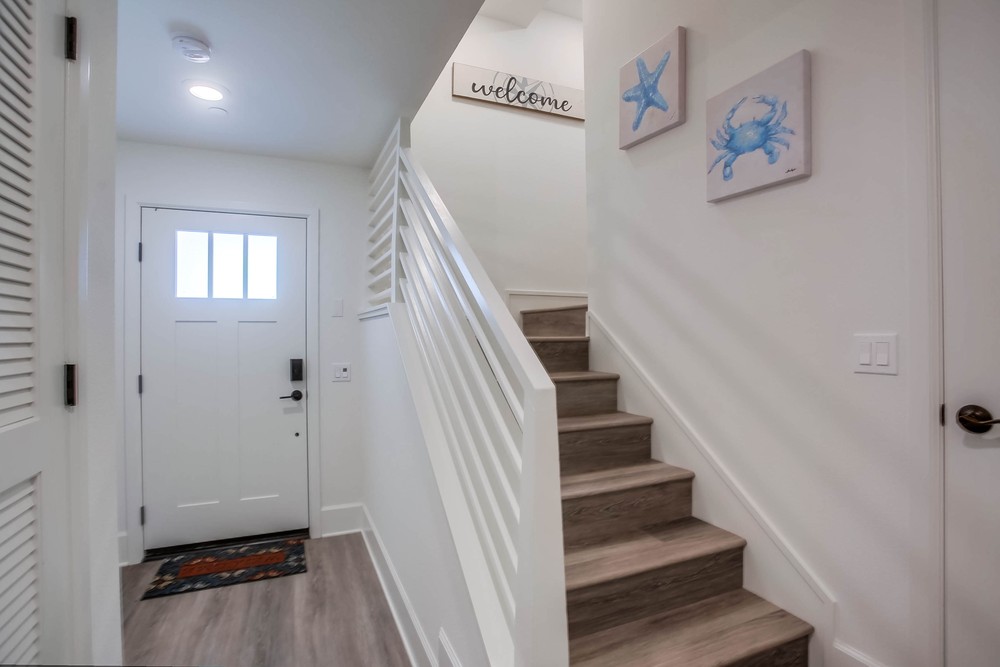 Virtual tour photo 9 of 50 for 826 Jersey Ct