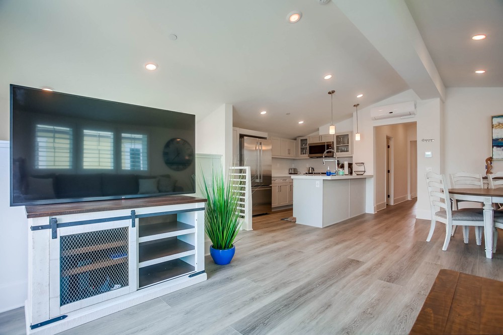 Virtual tour photo 13 of 50 for 826 Jersey Ct