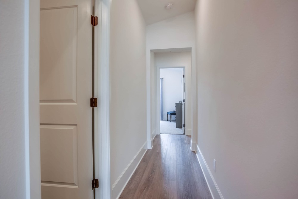 Virtual tour photo 23 of 50 for 826 Jersey Ct
