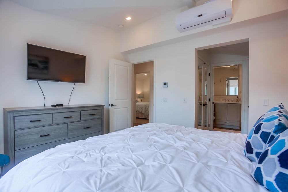Virtual tour photo 27 of 50 for 826 Jersey Ct