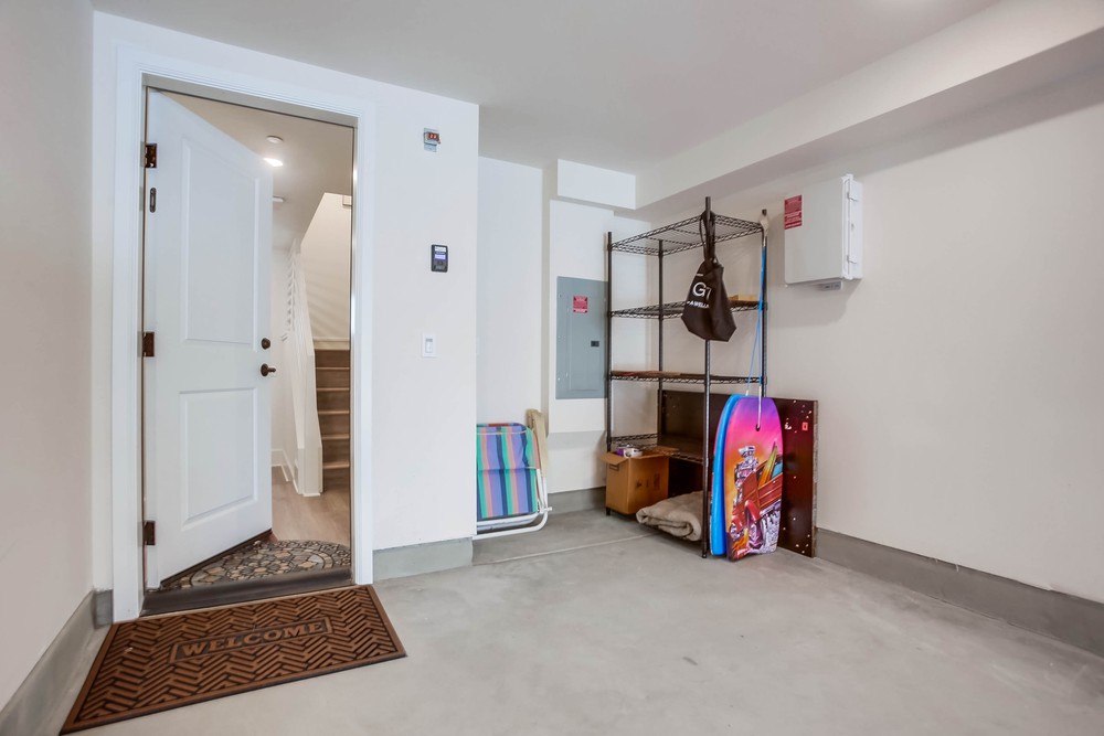 Virtual tour photo 45 of 50 for 826 Jersey Ct