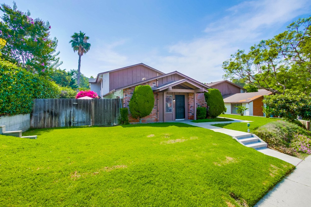 Virtual tour photo 3 of 32 for 8269 Echo Dell Rd