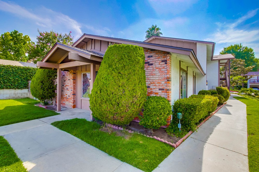 Virtual tour photo 4 of 32 for 8269 Echo Dell Rd