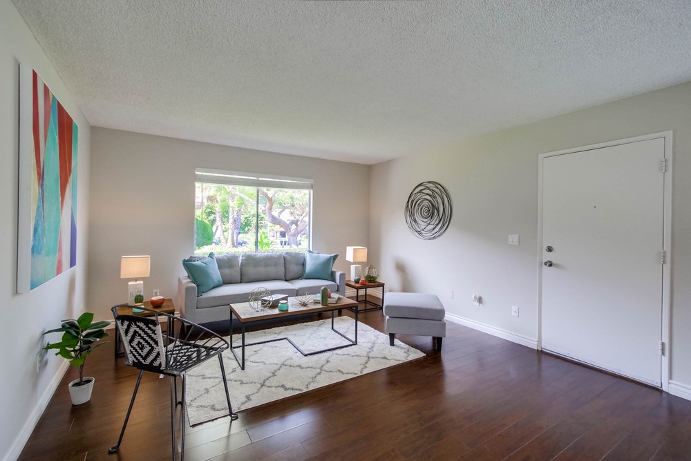 Virtual tour photo 8 of 32 for 8269 Echo Dell Rd