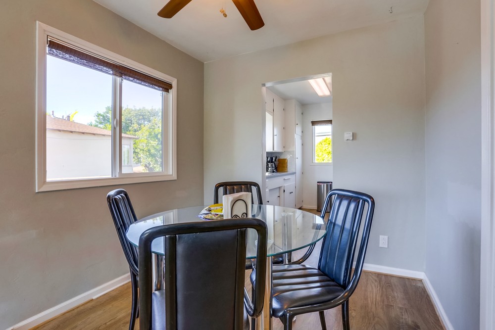 Virtual tour photo 10 of 37 for 827 Island Ct