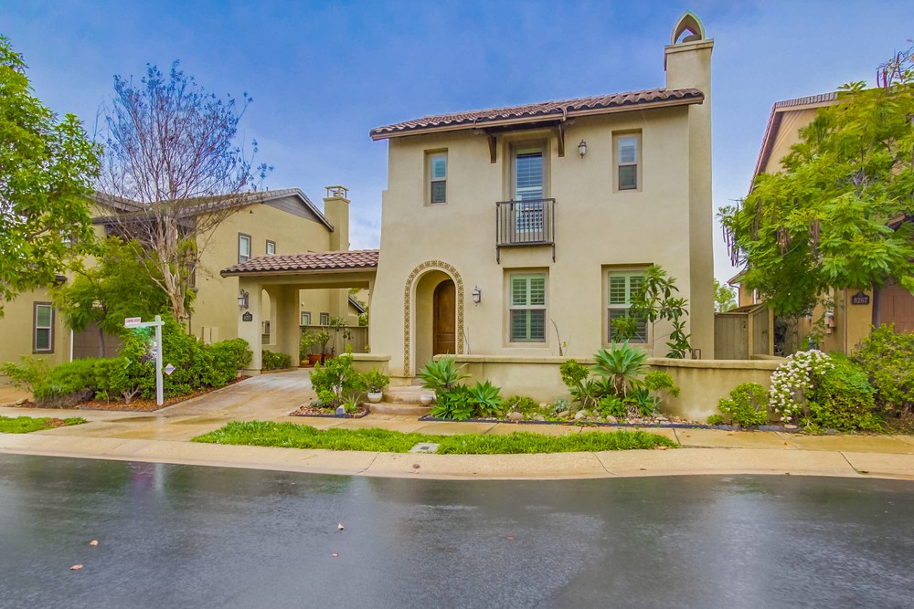 Virtual tour photo 4 of 53 for 8271 Katherine Claire Ln