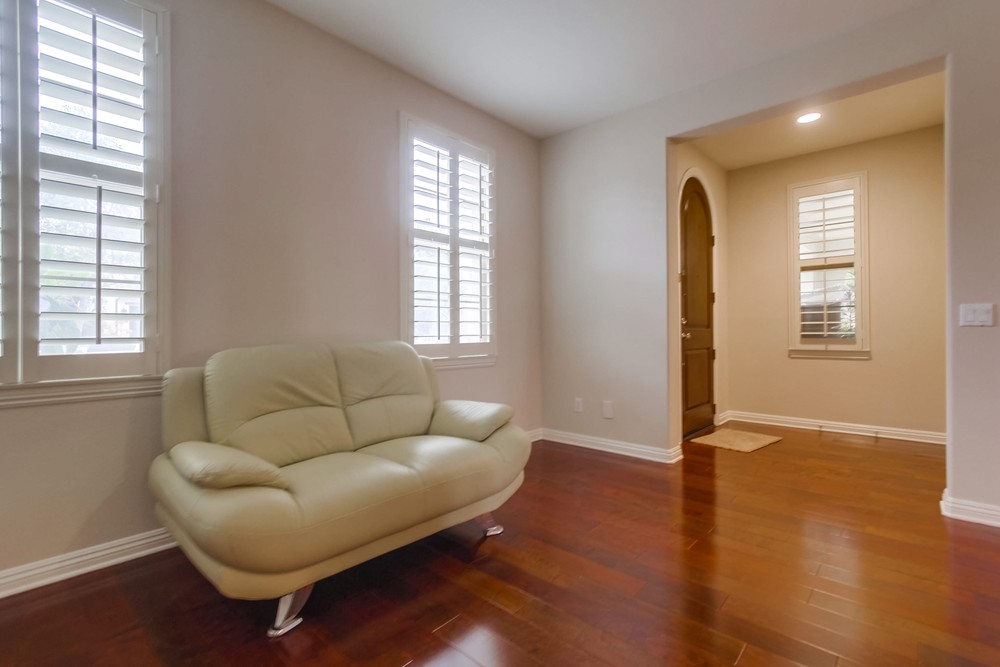 Virtual tour photo 9 of 53 for 8271 Katherine Claire Ln