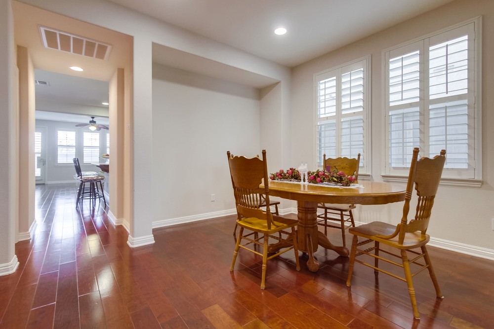 Virtual tour photo 10 of 53 for 8271 Katherine Claire Ln