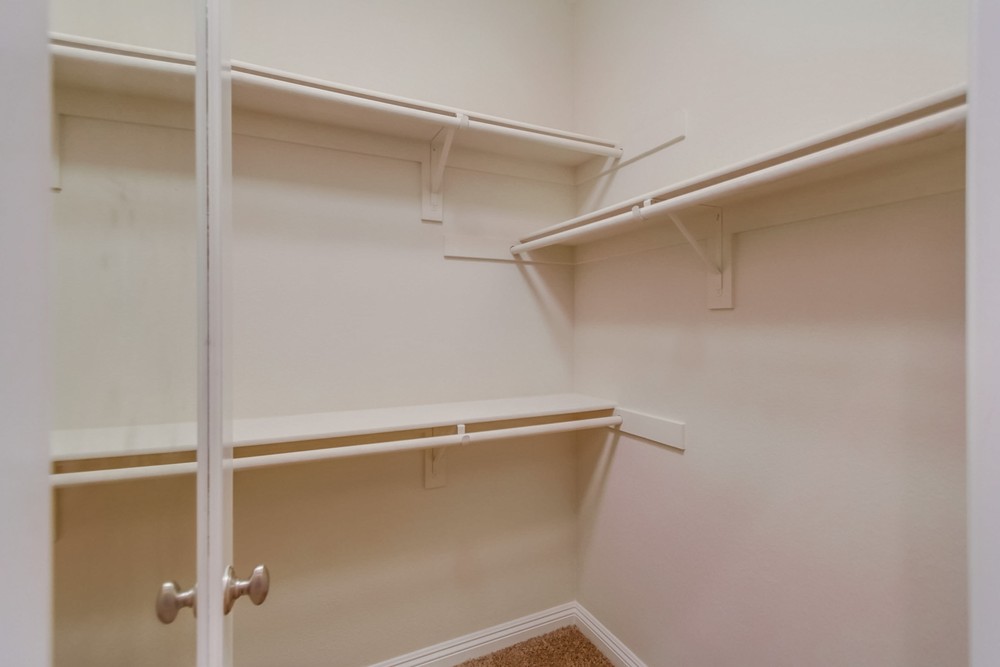 Virtual tour photo 31 of 53 for 8271 Katherine Claire Ln