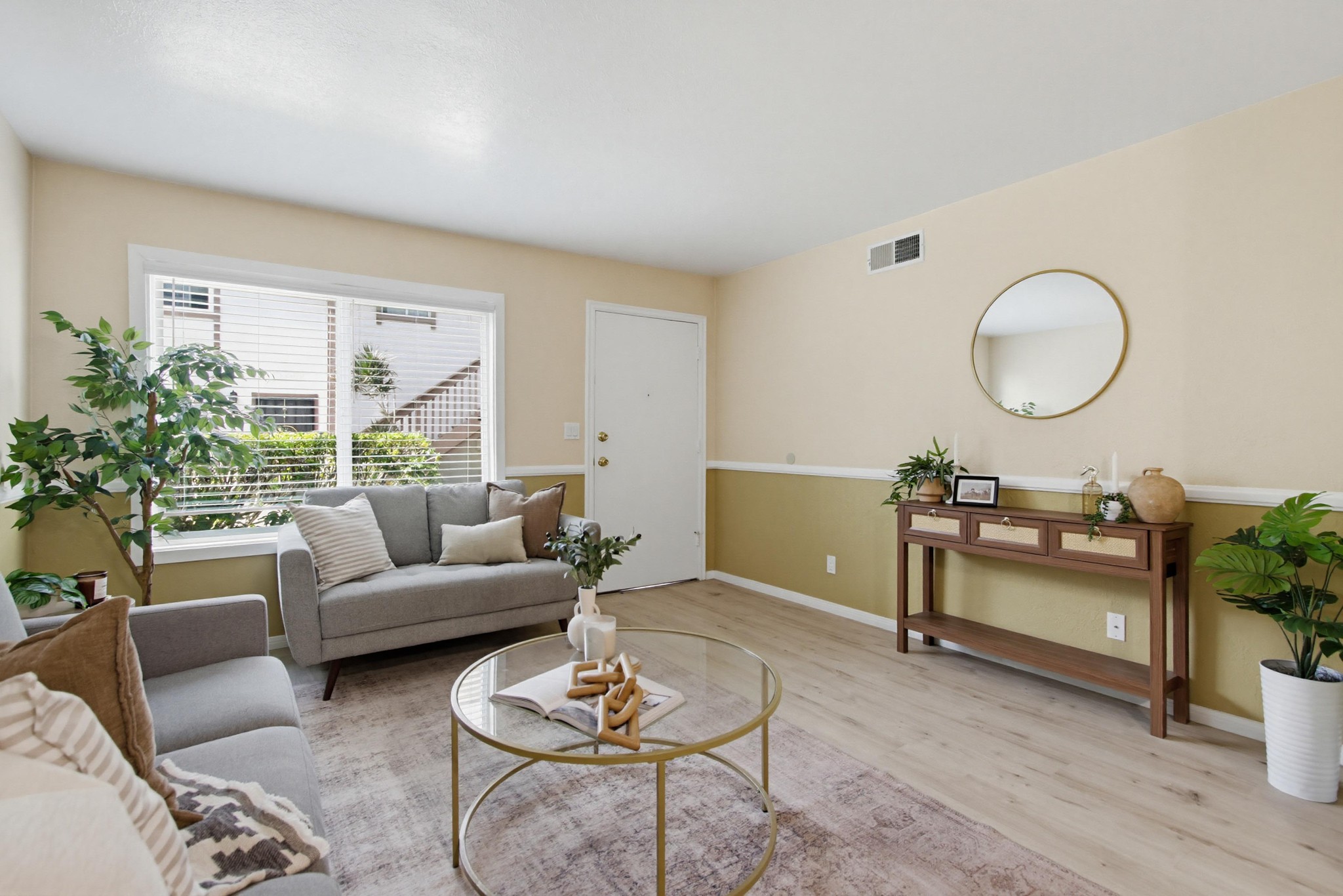 Virtual tour photo 9 of 32 for 8272 Echo Dell Rd