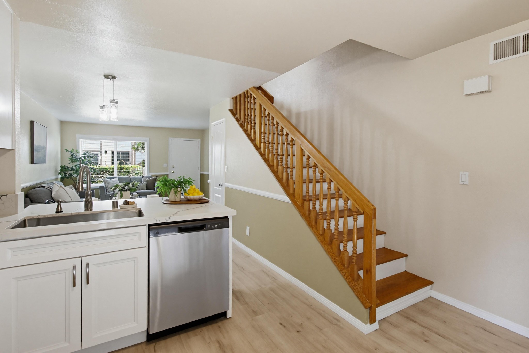 Virtual tour photo 15 of 32 for 8272 Echo Dell Rd