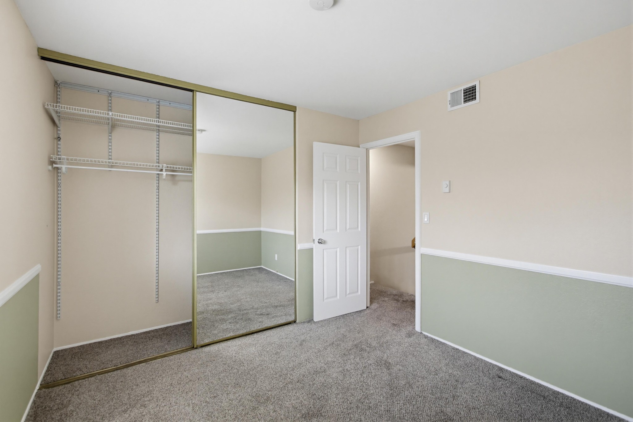 Virtual tour photo 21 of 32 for 8272 Echo Dell Rd