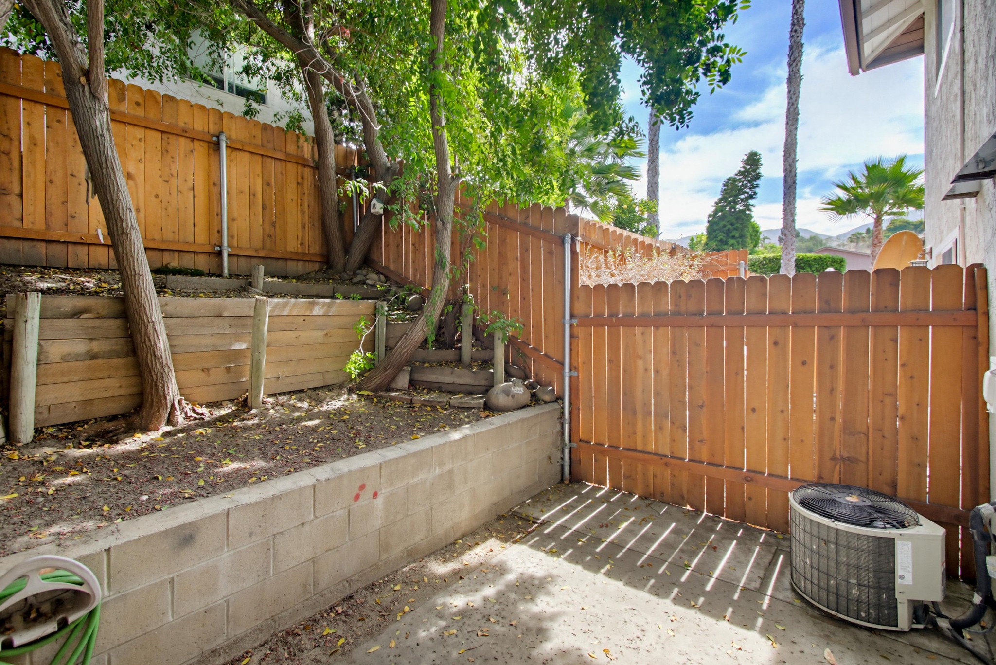 Virtual tour photo 27 of 32 for 8272 Echo Dell Rd