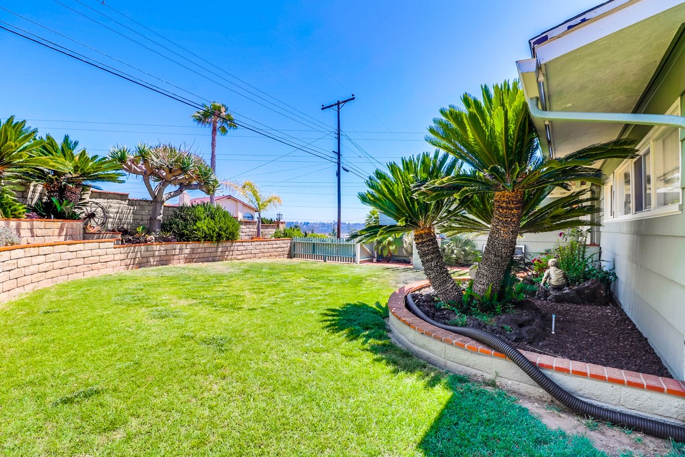 Virtual tour photo 9 of 51 for 8276 Abbots Hill Rd