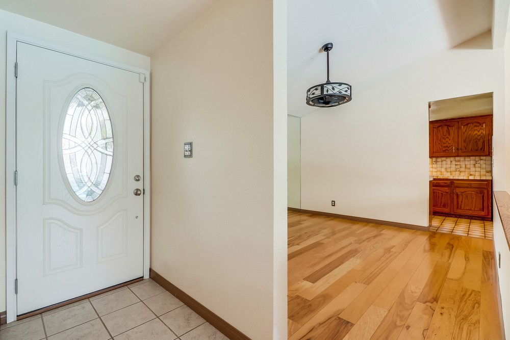 Virtual tour photo 12 of 51 for 8276 Abbots Hill Rd
