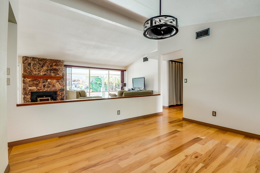 Virtual tour photo 16 of 51 for 8276 Abbots Hill Rd