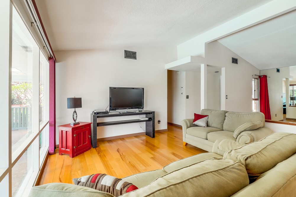 Virtual tour photo 23 of 51 for 8276 Abbots Hill Rd