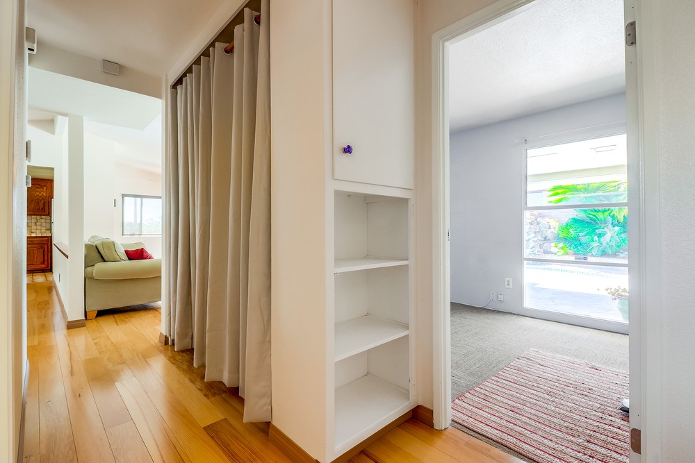 Virtual tour photo 30 of 51 for 8276 Abbots Hill Rd