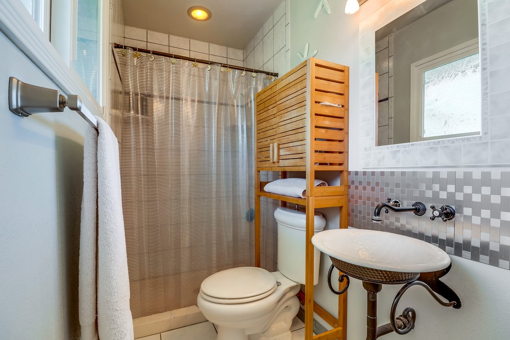 Virtual tour photo 35 of 51 for 8276 Abbots Hill Rd