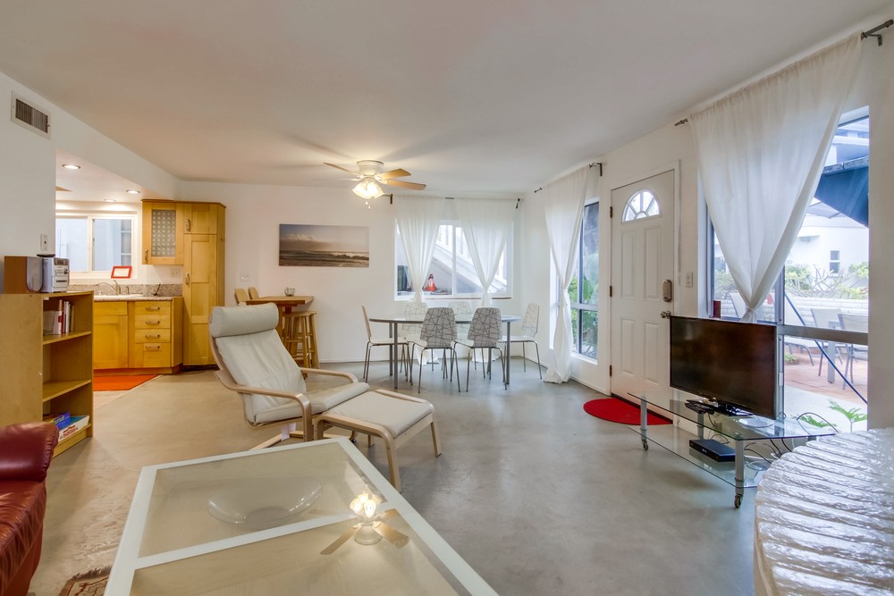 Virtual tour photo 12 of 25 for 828 Brighton Ct
