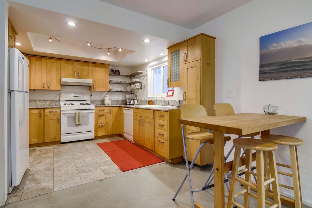 Virtual tour photo 16 of 25 for 828 Brighton Ct