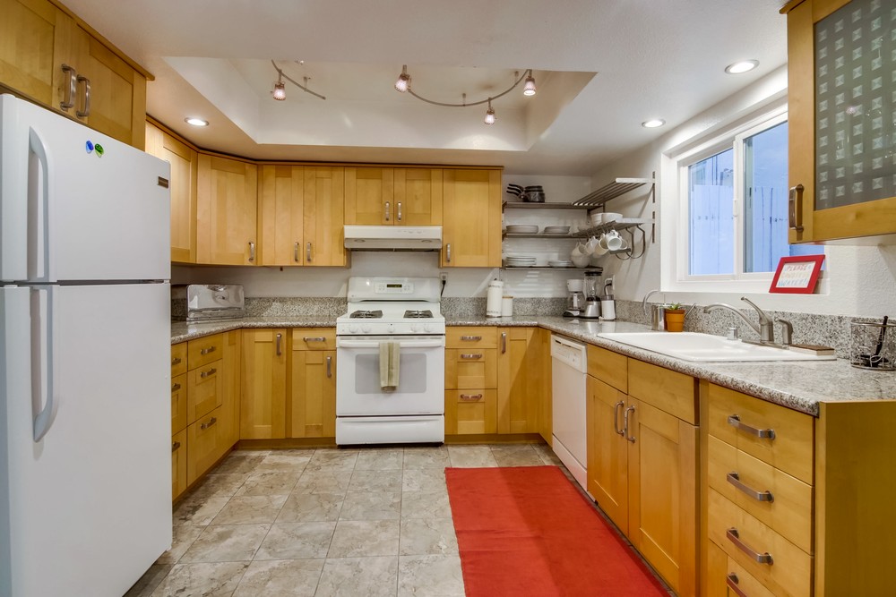 Virtual tour photo 18 of 25 for 828 Brighton Ct