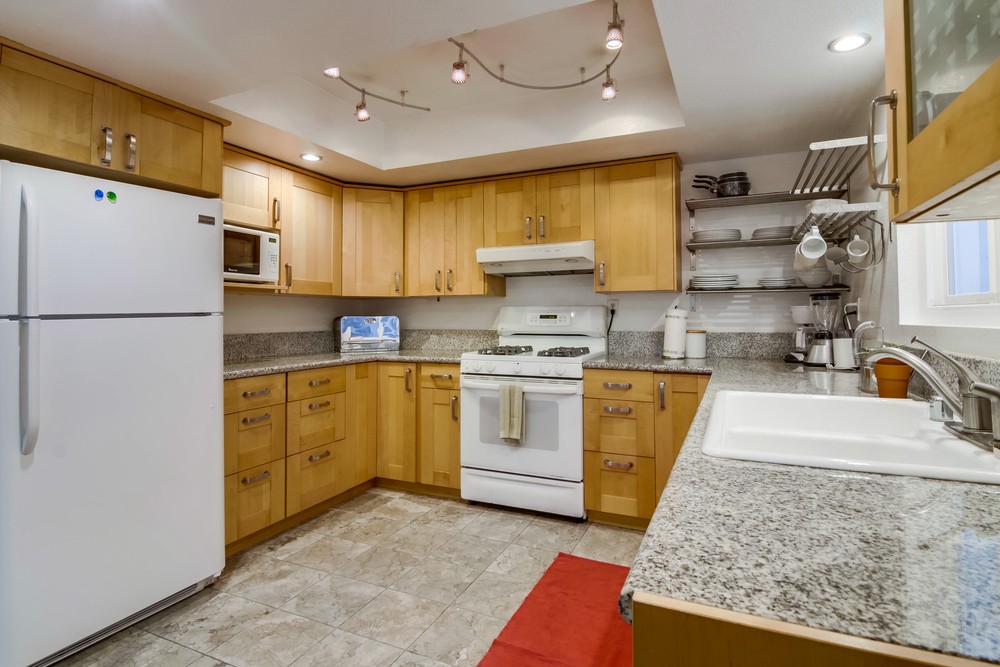 Virtual tour photo 19 of 25 for 828 Brighton Ct