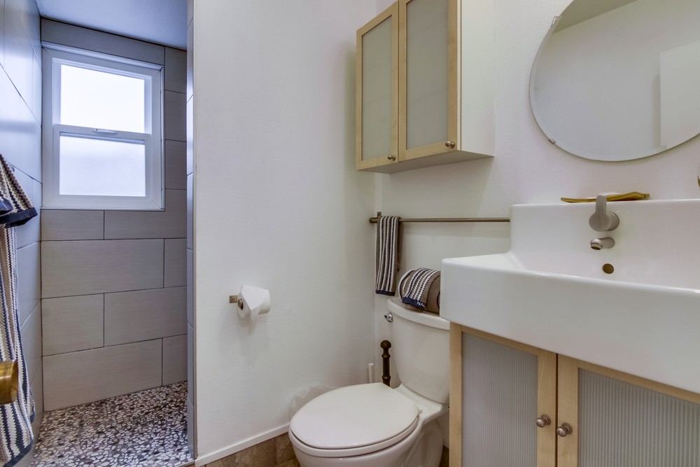 Virtual tour photo 26 of 25 for 828 Brighton Ct