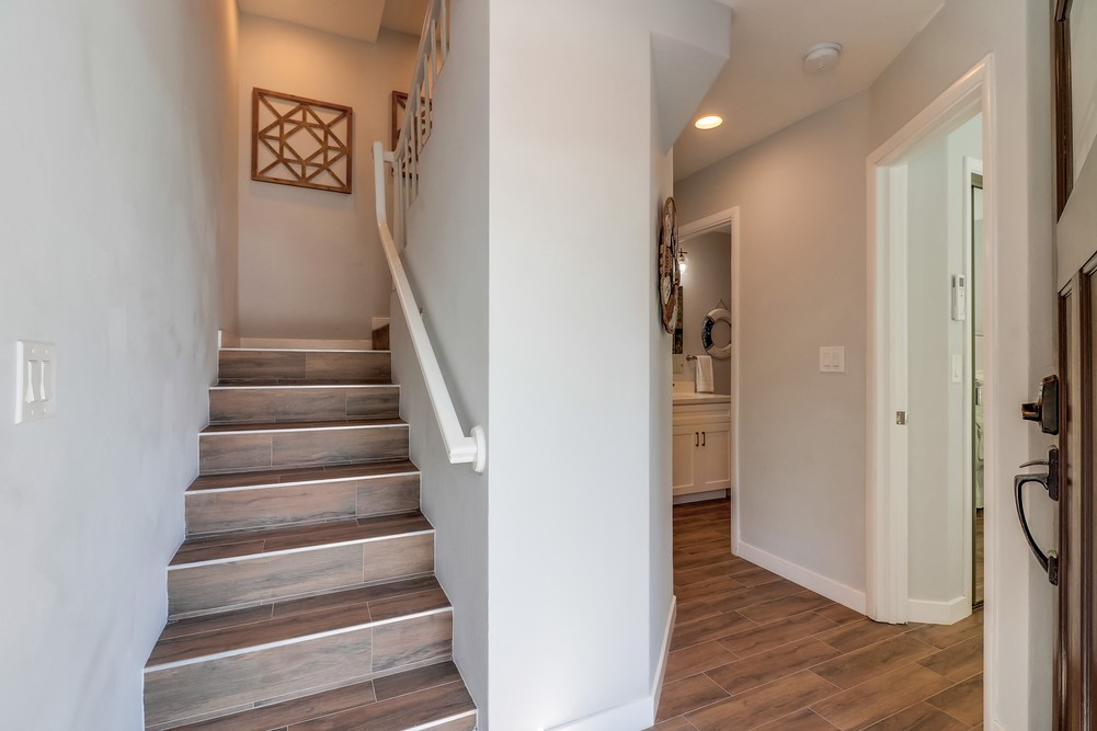 Virtual tour photo 12 of 54 for 828 Salem Ct