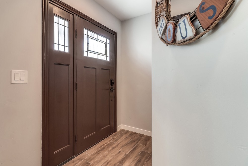 Virtual tour photo 13 of 54 for 828 Salem Ct