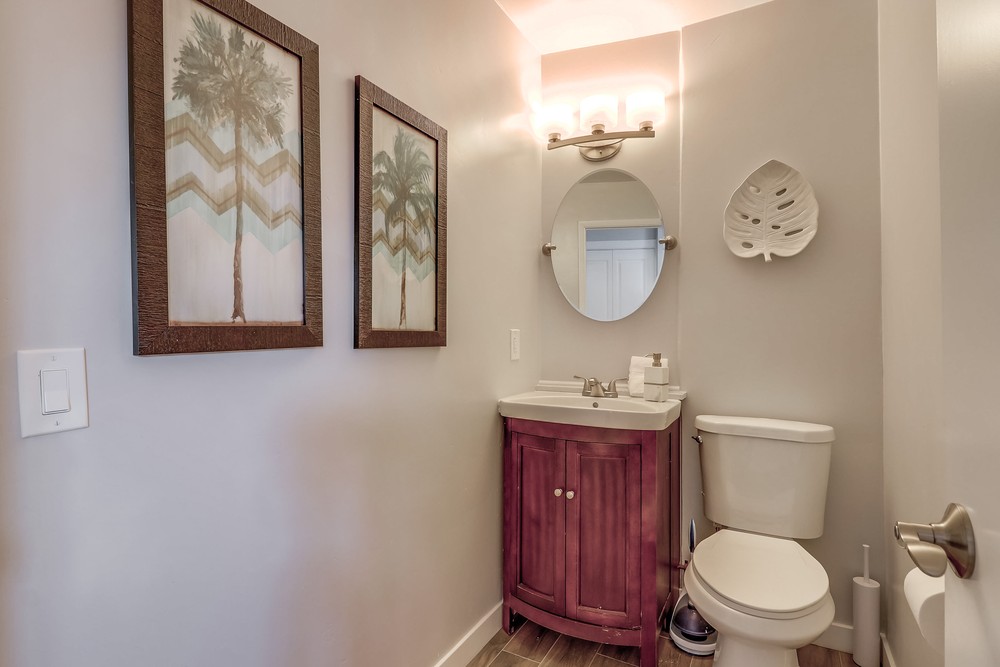 Virtual tour photo 30 of 54 for 828 Salem Ct