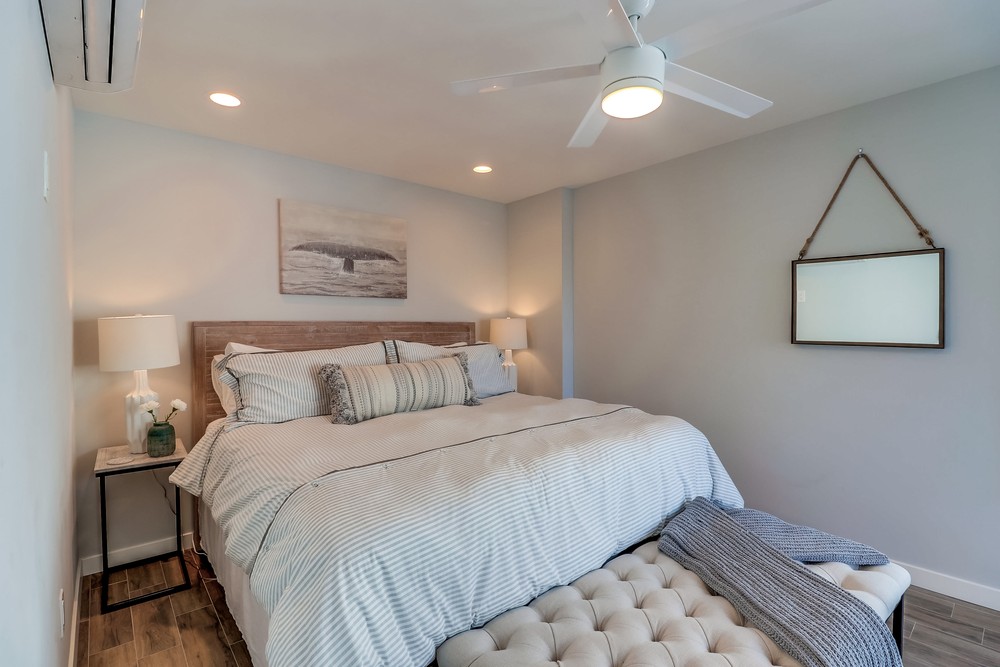 Virtual tour photo 40 of 54 for 828 Salem Ct