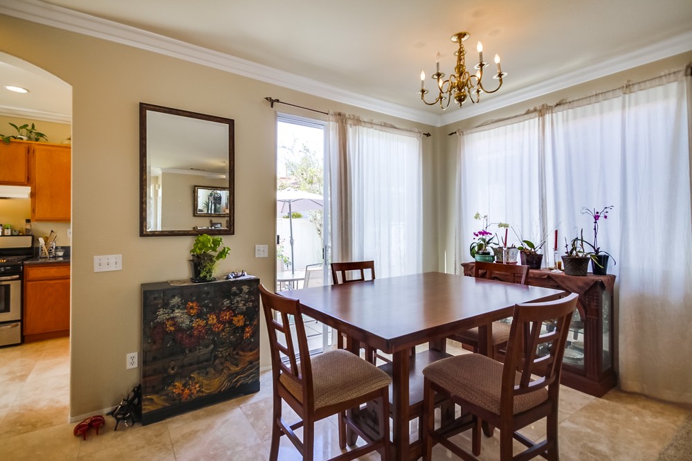 Virtual tour photo 10 of 37 for 8281 Gold Coast Drive #3
