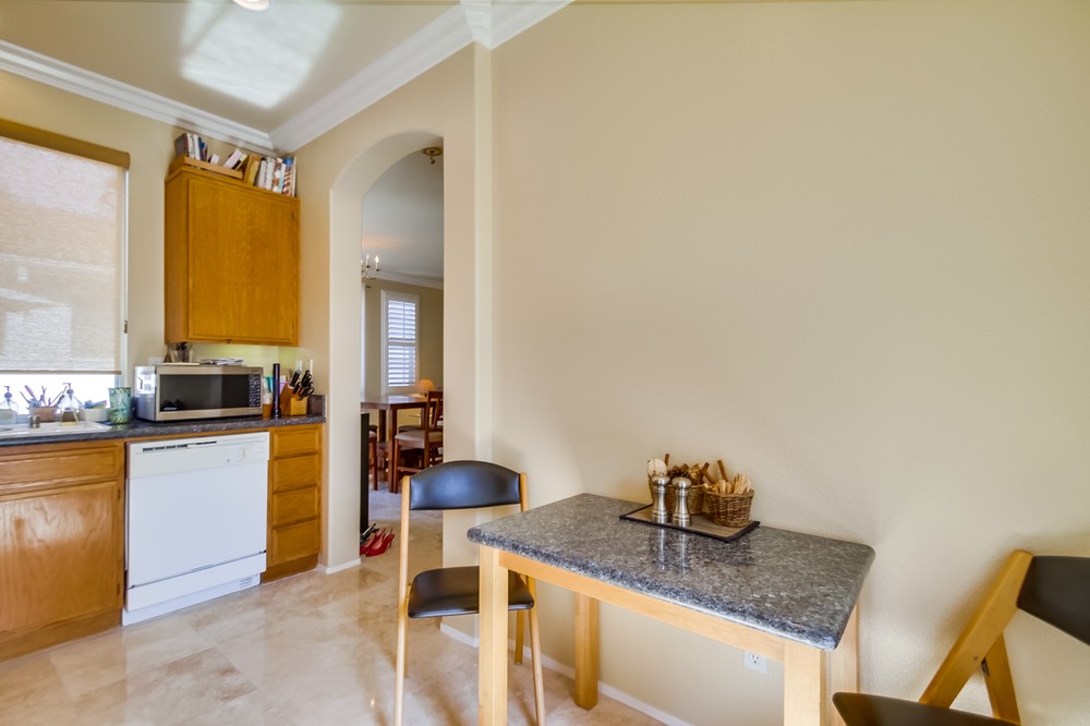 Virtual tour photo 16 of 37 for 8281 Gold Coast Drive #3