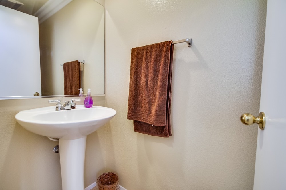 Virtual tour photo 18 of 37 for 8281 Gold Coast Drive #3