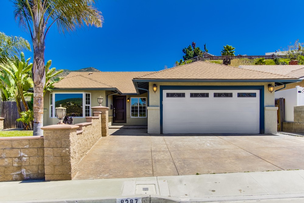 Virtual tour photo 1 of 40 for 8287 Royal Gorge Drive