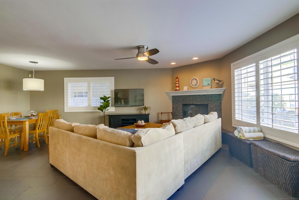 Virtual tour photo 9 of 47 for 829 Brighton Ct