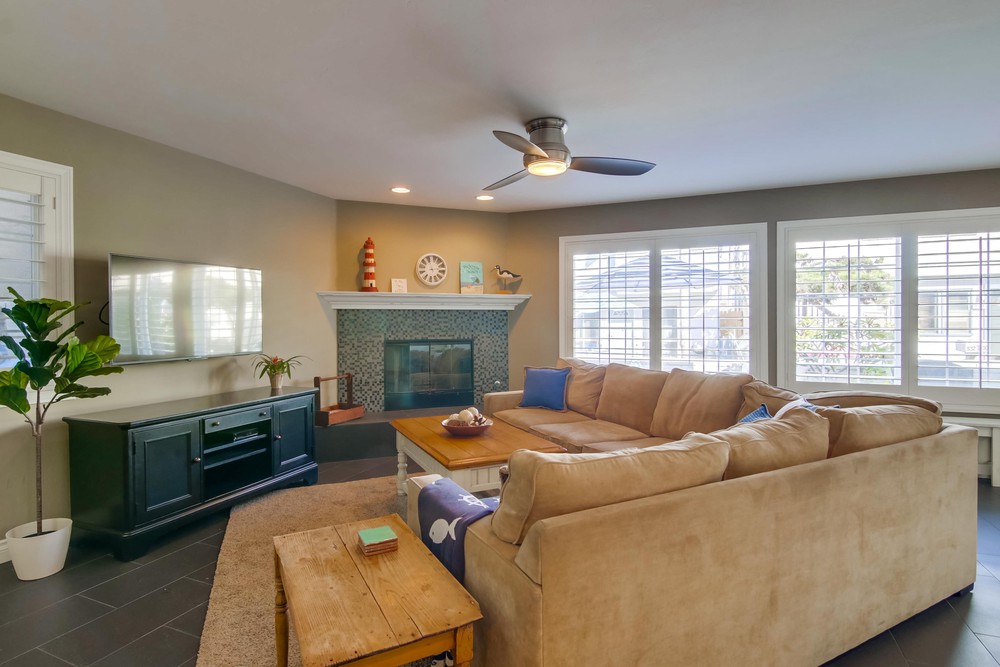 Virtual tour photo 11 of 47 for 829 Brighton Ct