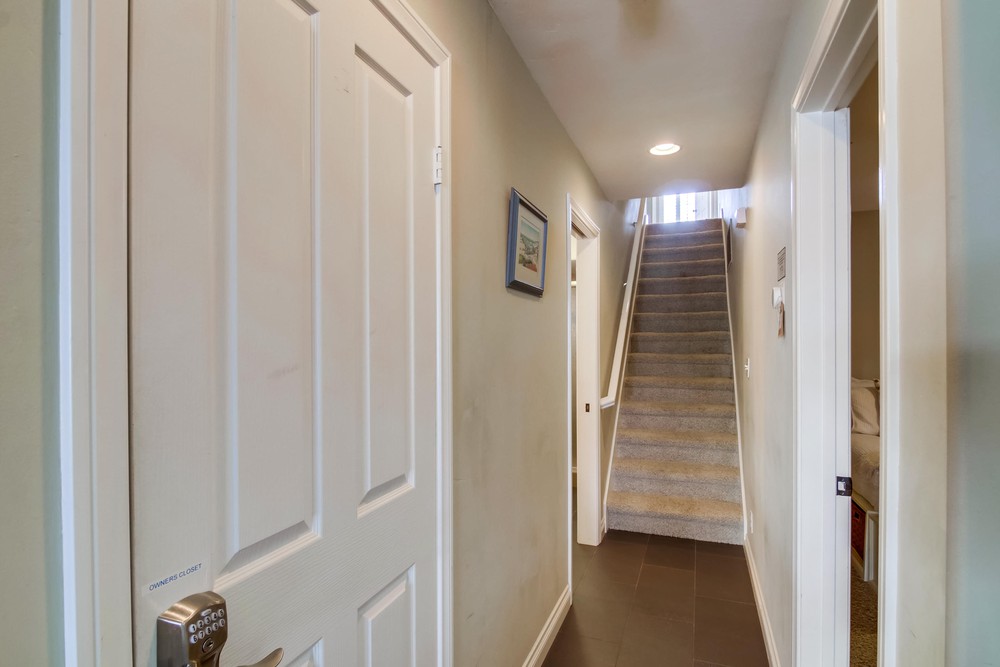 Virtual tour photo 29 of 47 for 829 Brighton Ct