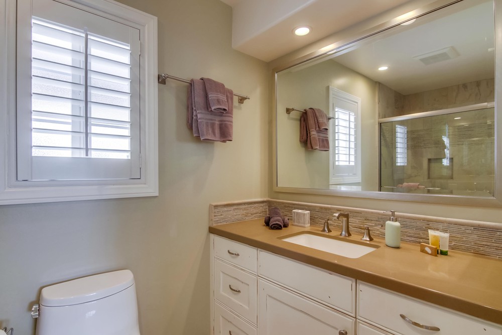 Virtual tour photo 37 of 47 for 829 Brighton Ct