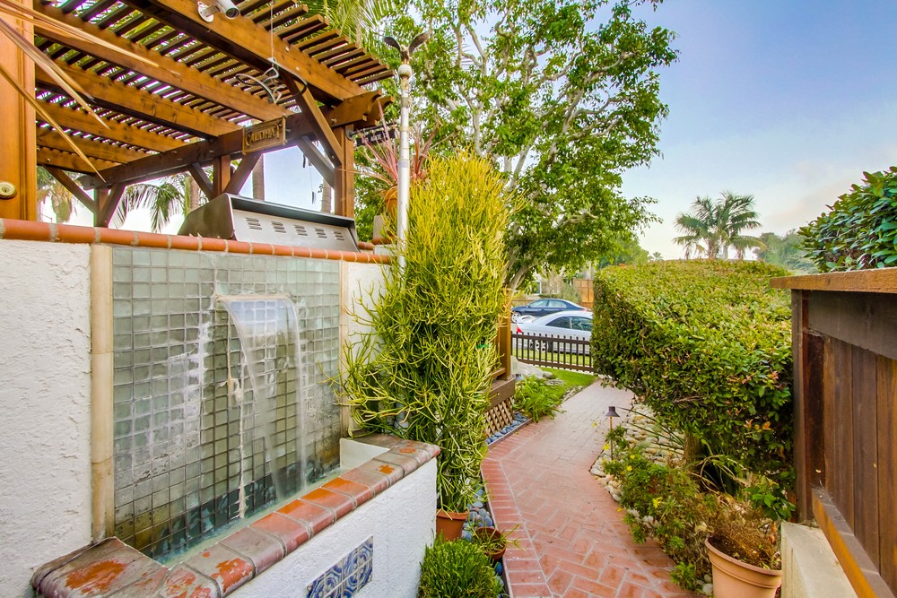 Virtual tour photo 48 of 67 for 830 Agate St