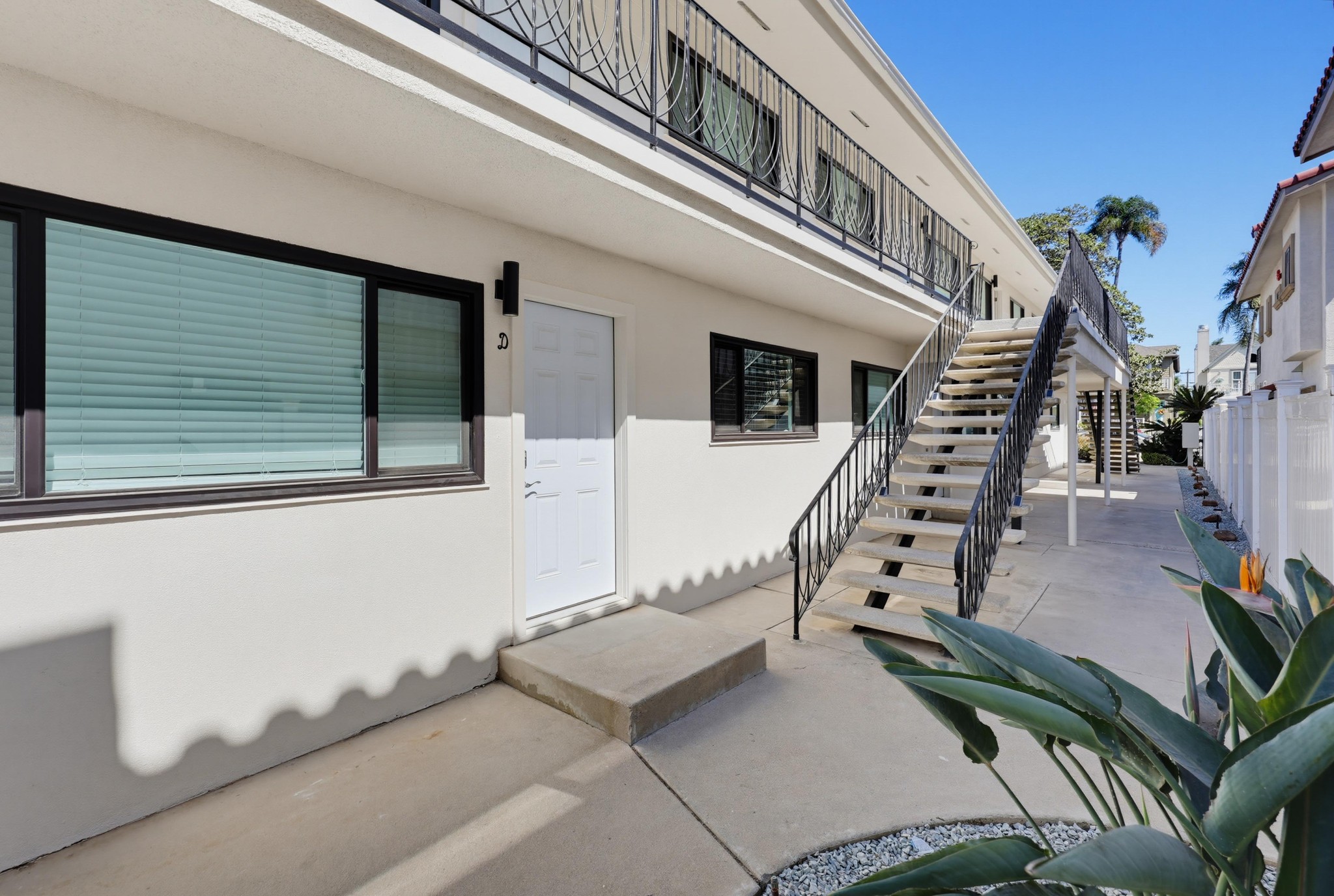 Virtual tour photo 7 of 65 for 830 C Ave