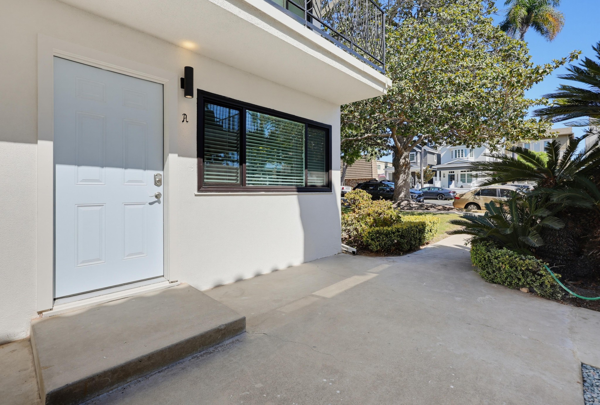 Virtual tour photo 13 of 65 for 830 C Ave
