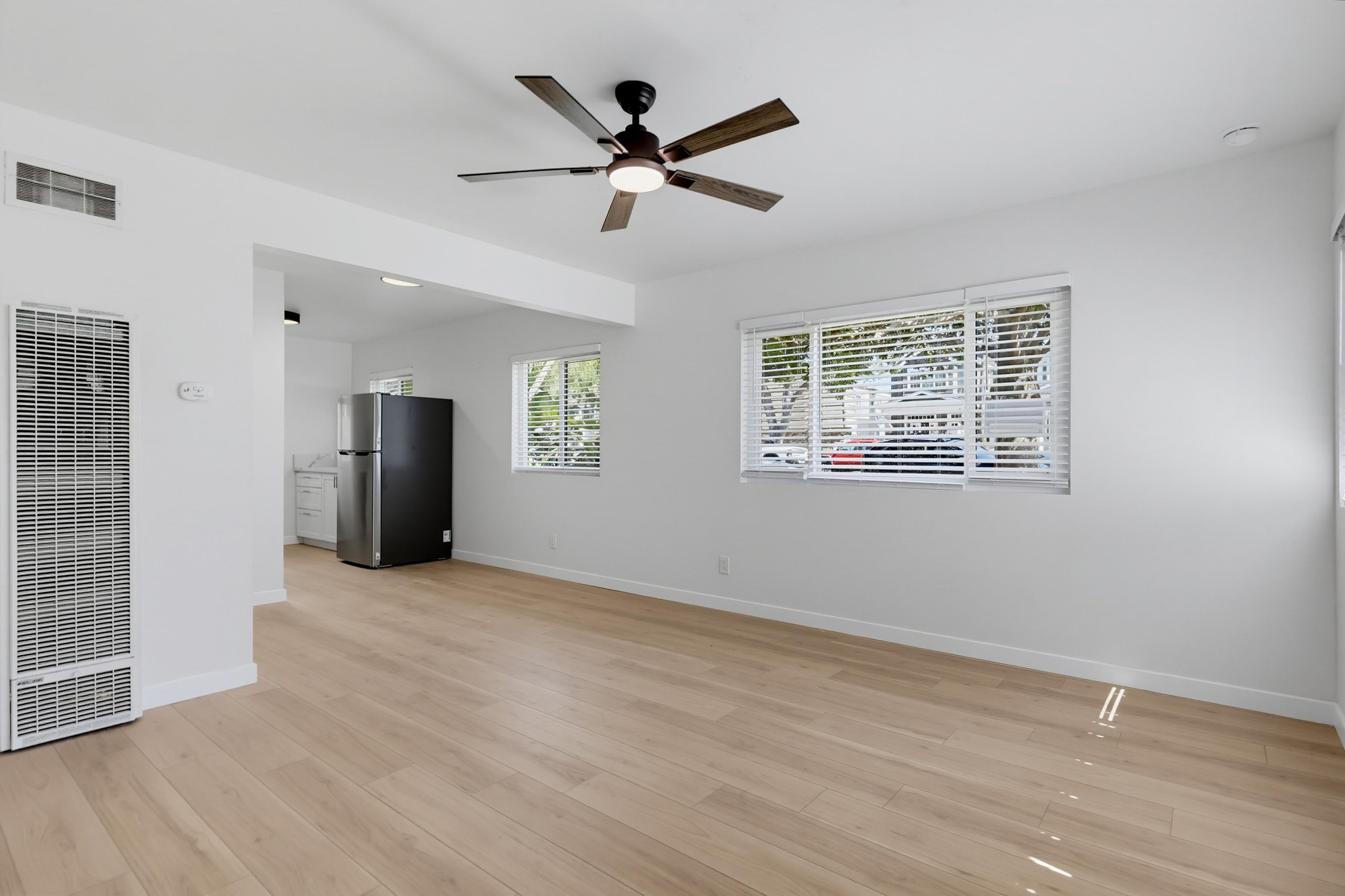 Virtual tour photo 16 of 65 for 830 C Ave