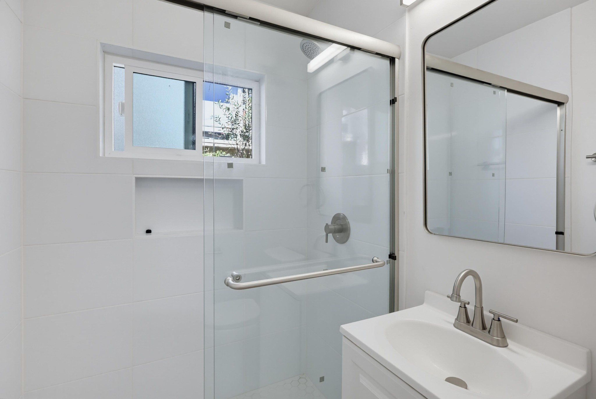 Virtual tour photo 32 of 65 for 830 C Ave