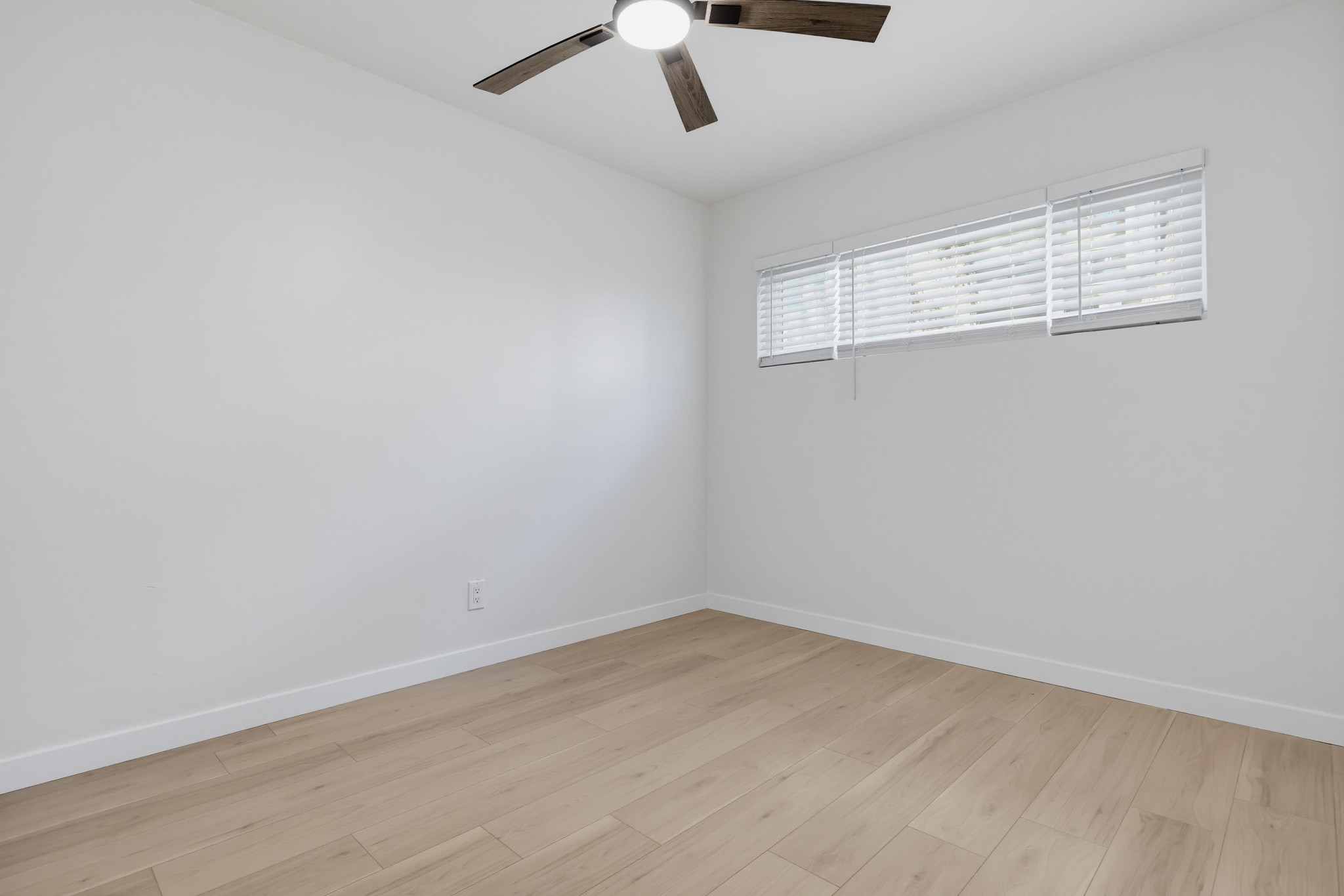 Virtual tour photo 33 of 65 for 830 C Ave