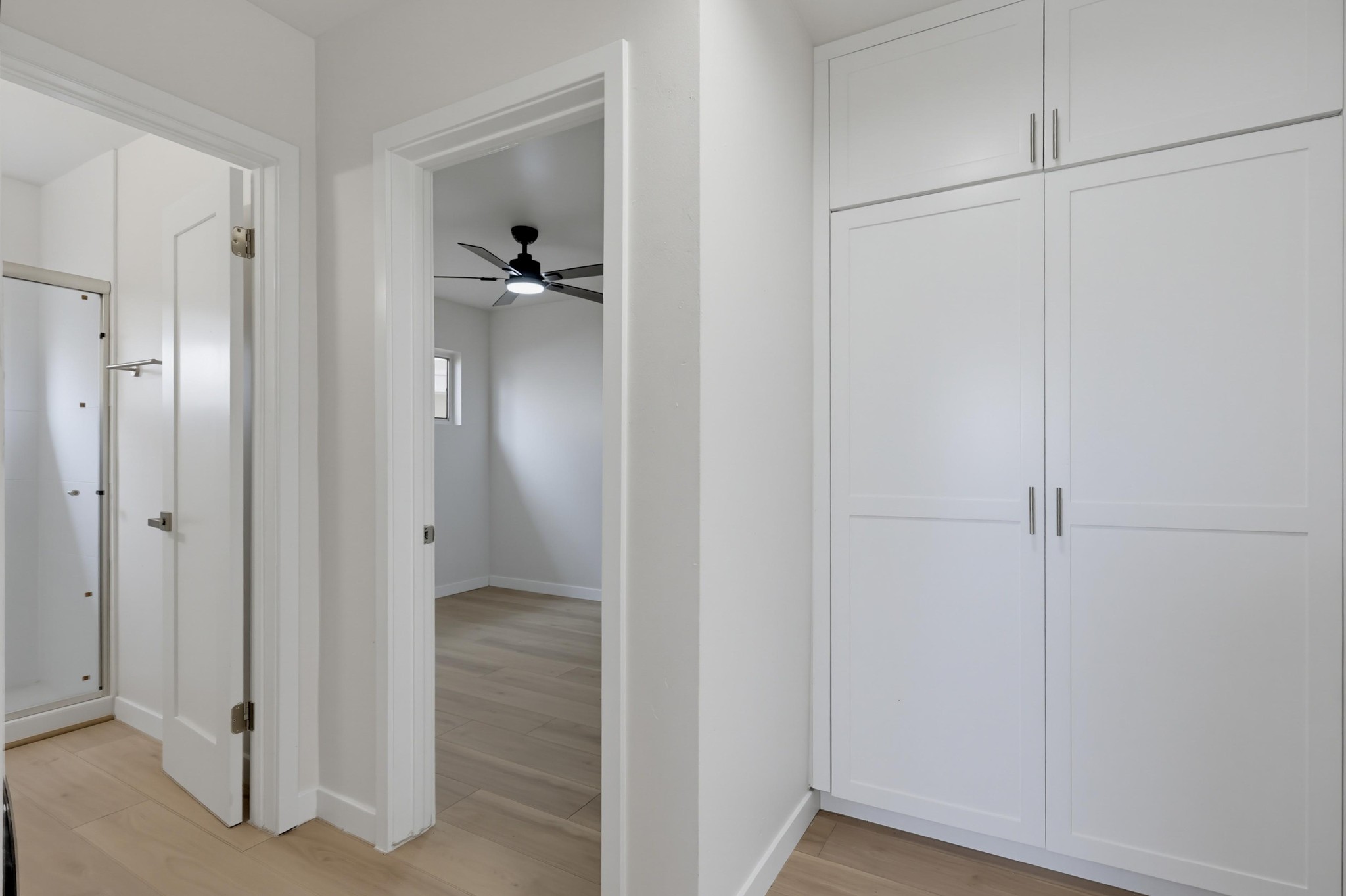 Virtual tour photo 12 of 19 for 830 C Ave